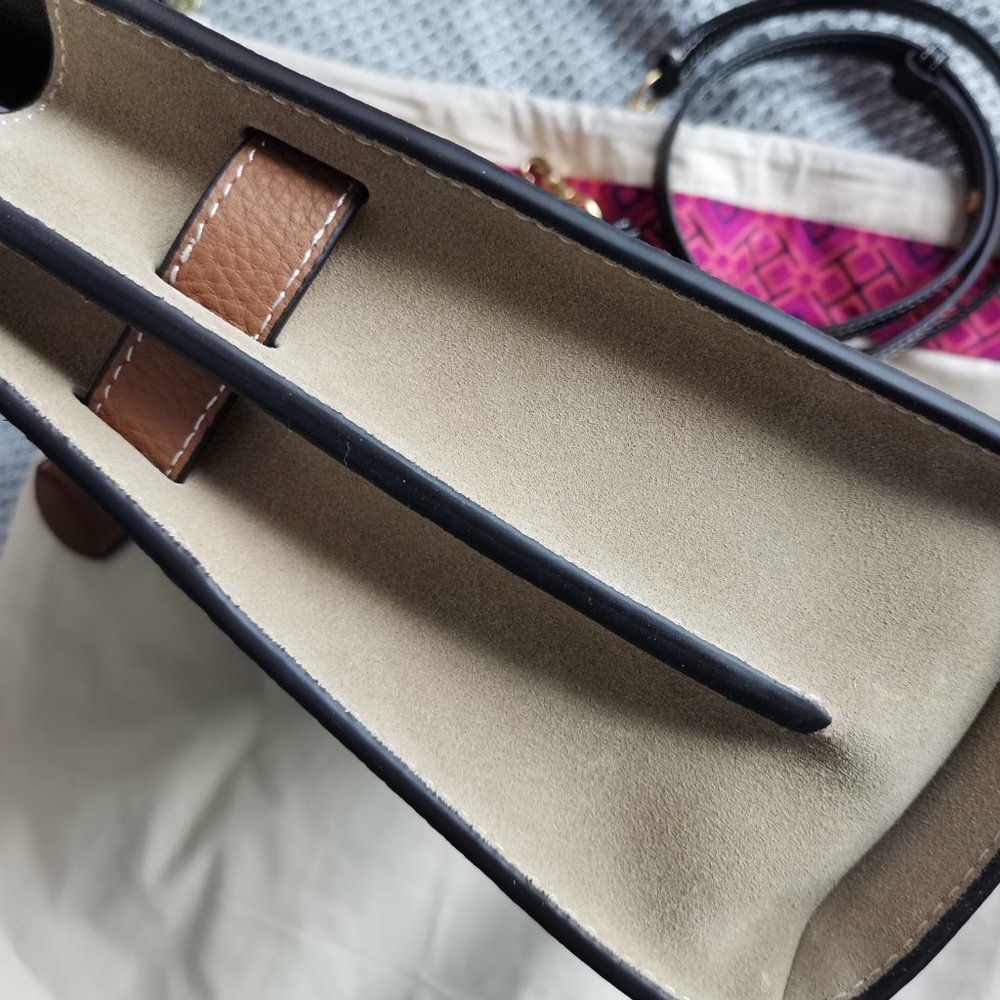 New Tory Burch Leather Lee Radziwill Double Bag - Picture 6 of 8